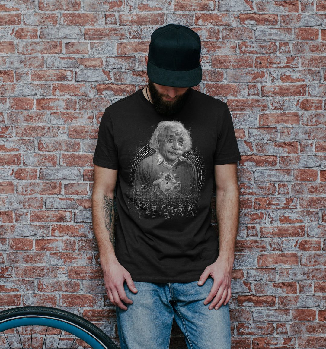 Albert Einstein T-Shirt | Design für Physik- & Mathefans | M3