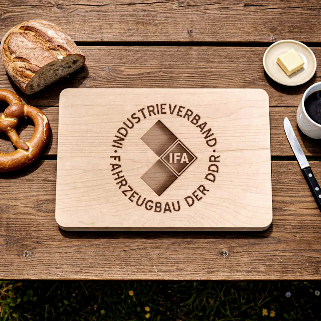 IFA Schneidebrett | Frühstücksbrettchen mit Gravur DDR Küchenbrett Holzbrett Ostalgie | M1